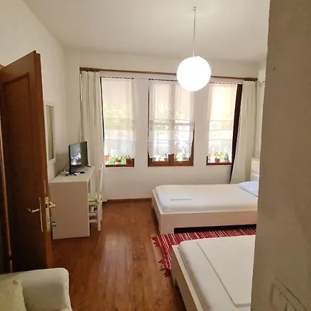 Veranda Frühstückspension Berat